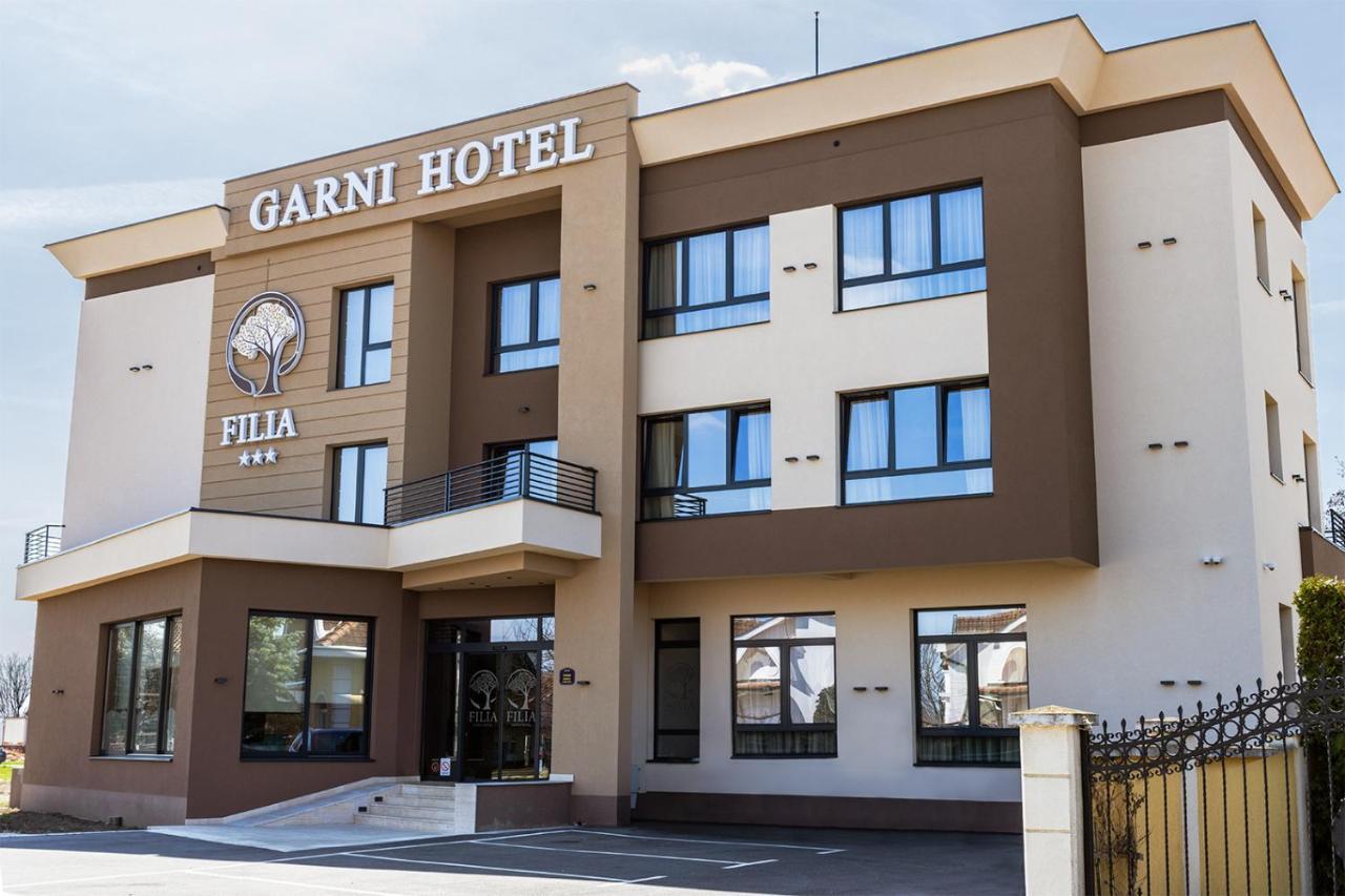New Garni Hotel Filia Nova Pazova Exteriér fotografie